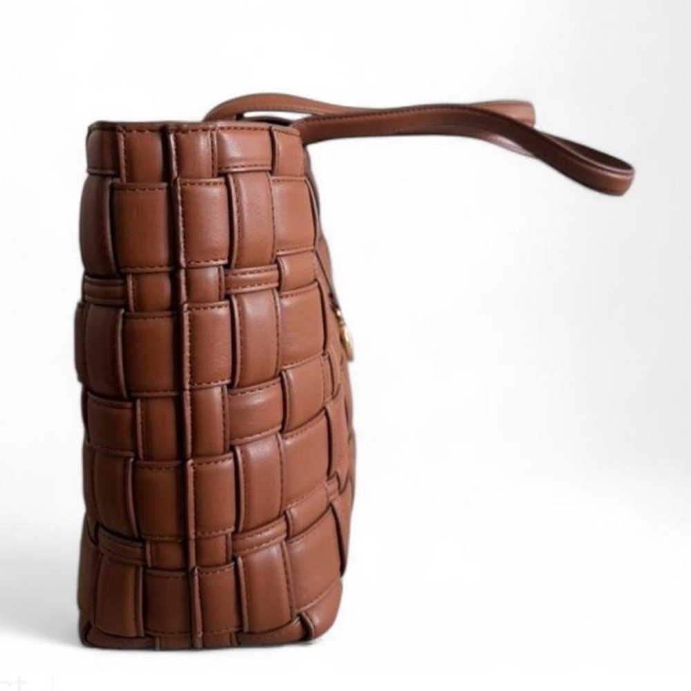 Michael Kors Ivy East/West Tote in Brown Woven Leather - Picture 6 of 7